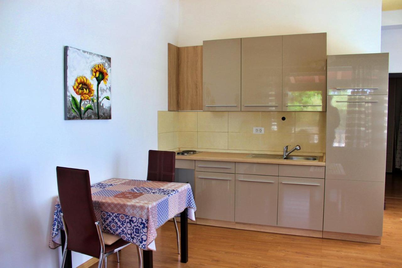 Apartments Kimm Poreč Buitenkant foto